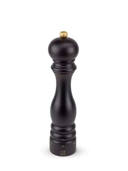 Peugeot The chocolate Paris u'Select pepper mill is notable for its elegance and efficiency. Whether you prefer very fine or simply crushed pepper, this pepper mill will make the grind look effortless but will release infinite aromas and flavours that are significantly complex. Paris u'Select