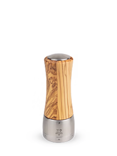 The Peugeot Madras pepper mill in chocolate stylishly combines rustic wood with urban stainless steel to create a modern innovation with natural charm. Madras