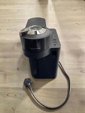 De'Longhi Nespresso Vertuo Lattissima Coffee Machine Black Milk Pod [No Frother]