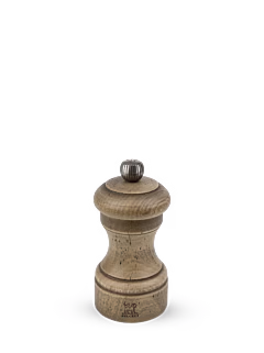 The Peugeot Bistro salt mill in timeless chocolate is a stylish tribute to the French love of good food and café culture. This salt mill is as elegant as it is efficient and its simple design will comfortably fit into any eating environment. Suitable for dry rock salt only. Bistro