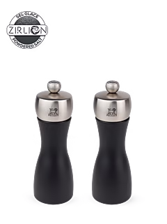 Peugeot The combination of wood and stainless steel enhances the majestic curves of the salt and pepper mills that form the Fidji black duo. A duo that will create a sensation at your table. Fidji