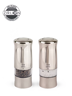 The Peugeot Zeli electric pepper mill offers a comfortable grip and can be operated single-handedly so you can become a master of multi-tasking in your cooking. Featuring a brushed stainless steel finish, this pepper mill model has a modern, minimalist style that would suit any contemporary kitchen. Zeli